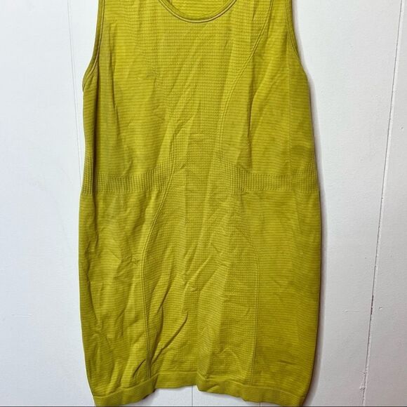 ZYIA Active Tank Seamless Racer Back Top Size Small Chartreuse Green - Picture 3 of 7